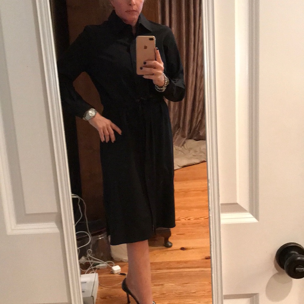 Size Med black Faccionable shirt dress